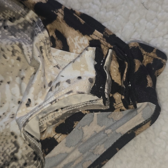 Gaze Animal Print Women's Bodysuit Set Of 2 Tops - Picture 8 of 14